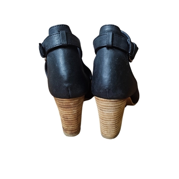 Charles by Charles David Black Open Toe Heel Buckle Strap Leather Sandal Size 8 - Picture 4 of 6